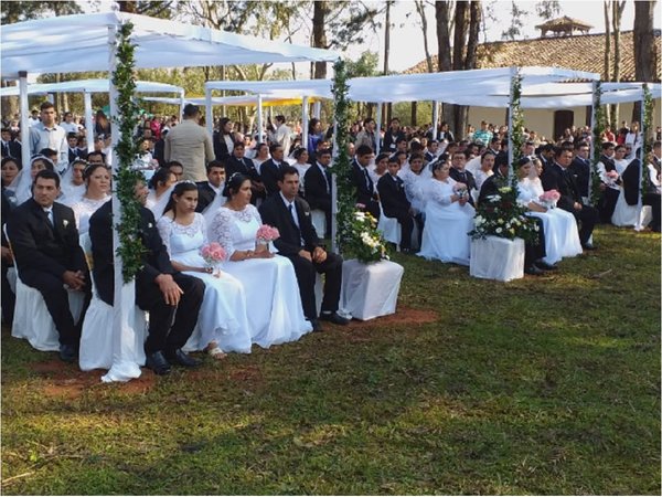 Boda comunitaria une a más de 100 parejas en Caaguazú
