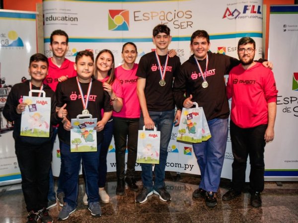 Alumnos de Itapúa logran primeros puestos en torneo nacional de robótica