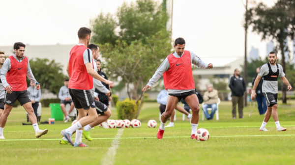 HOY / Alcanzar a Olimpia y empezar a sumar, los retos del duelo en Tuyucuá