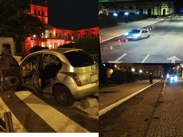 Pierde el control de su auto y embiste los jardines del Palacio de Gobierno