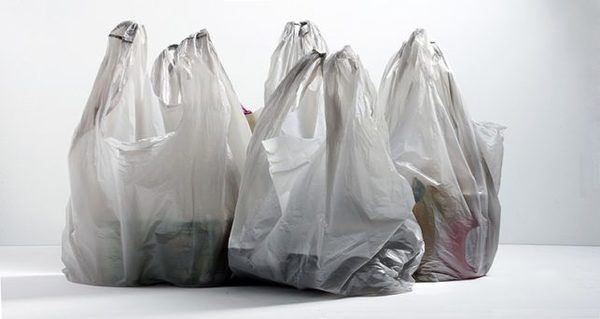 Panamá se convierte en el primer país centroamericano en prohibir bolsas de plástico