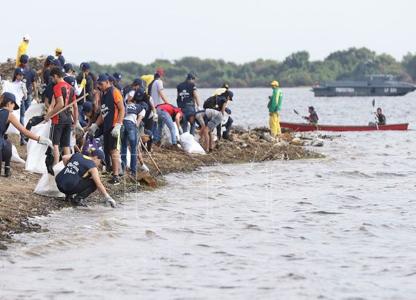 Instan a reducir uso de plásticos para conservar el ecosistema