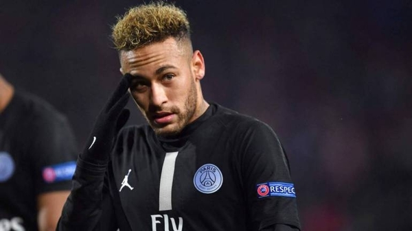 HOY / El PSG no ha recibido ninguna oferta por Neymar, que sigue en el club francés