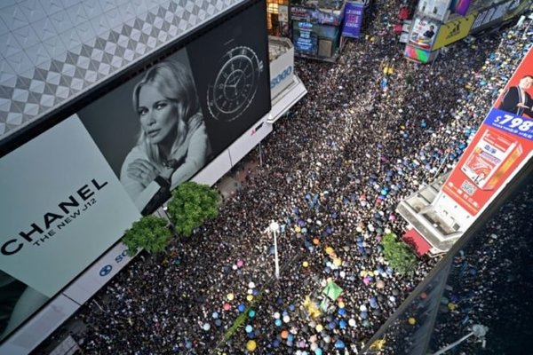 Séptimo domingo consecutivo de manifestaciones en Hong Kong contra el gobierno » Ñanduti