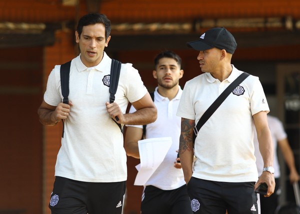 Olimpia parte rumbo a Ecuador, por Copa Libertadores