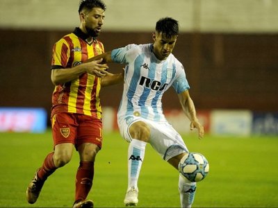 Boca Unidos sorprendió a Racing y lo eliminó de la Copa Argentina