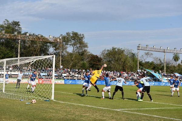Guaireña y “12” empatan, y sus perseguidores se arriman - Fútbol - ABC Color