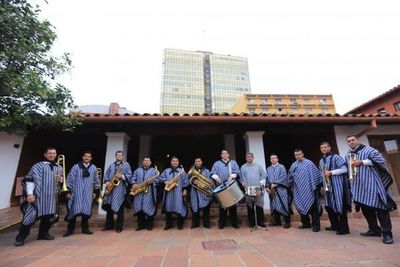 La Banda Folclórica Municipal de Asunción celebra sus 50 años - Música - ABC Color