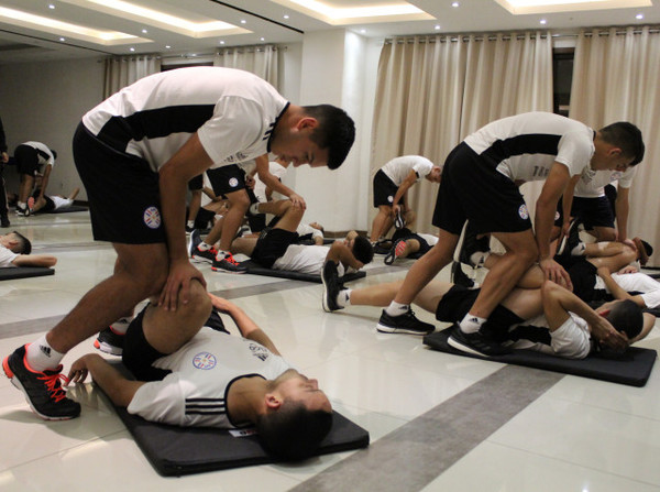 Las Selecciones Sub 15 y Sub 17 de Paraguay instalaron en Brasil | .::Agencia IP::.