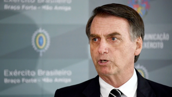 Bolsonaro critica datos sobre deforestación y director lo llama de «cobarde» | .::Agencia IP::.