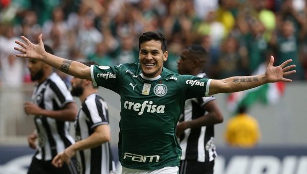 El 'vuelo del terror' de Gustavo Gómez con Palmeiras