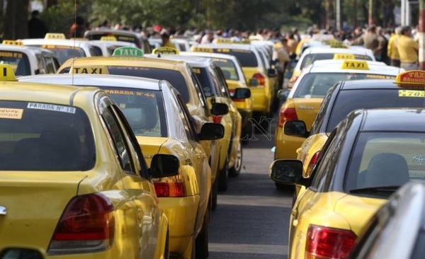 HOY / Policía, en alerta máxima: taxistas ‘piqueteros’ serán enviados al calabozo