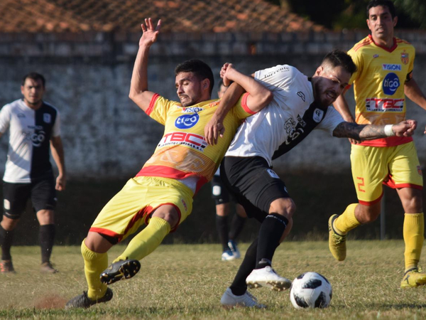Todos encimados en el torneo de la B