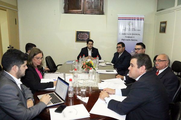 Comisión Especial deberá estudiar cambios en el Código Electoral