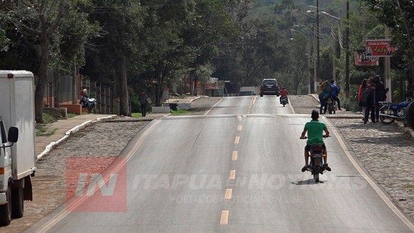 COLOCARAN LOMADAS Y REDUCTORES EN SAN JUAN DEL PARANÁ.
