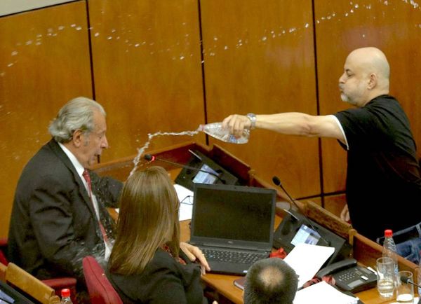 Senado analiza hoy sanciones a Enrique Riera y Paraguayo Cubas