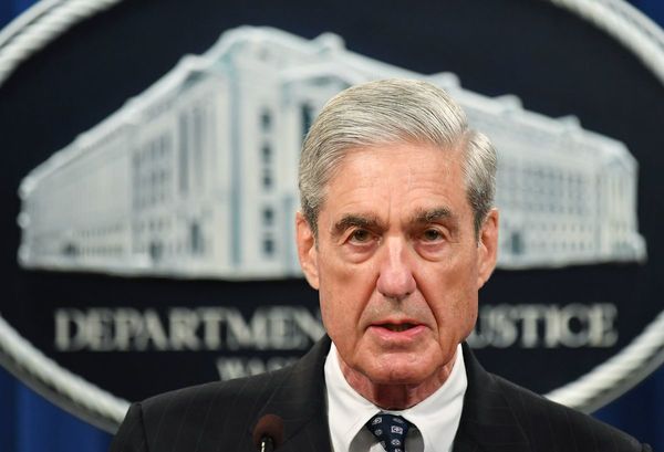 Trump ataca a Mueller, a horas de su declaración