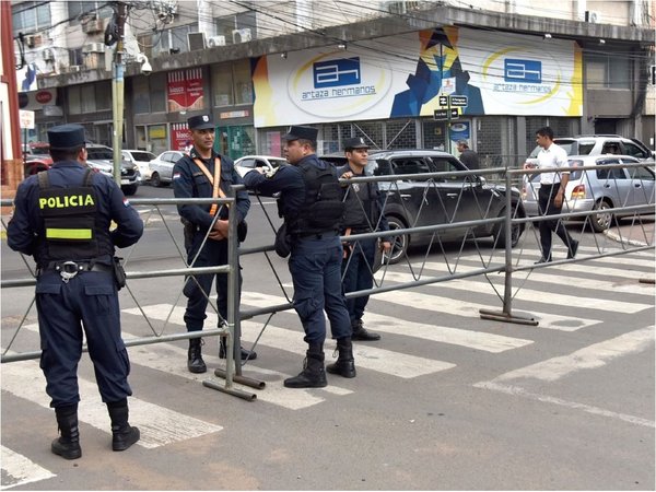 Garantizan gran despliegue de policías y fiscales en las calles