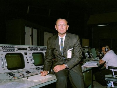 Muere a los 95 años Chris Kraft, el primer director de vuelo de la NASA
