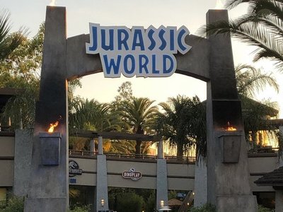 El parque Jurassic World es una realidad en Los Ángeles 