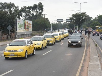 Aseguran que movilización de taxistas supera el 90% de acatamiento