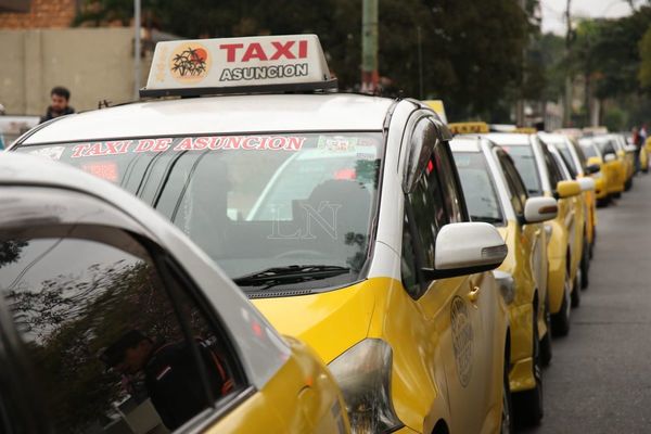 Taxista denuncia que su vehículo fue baleado