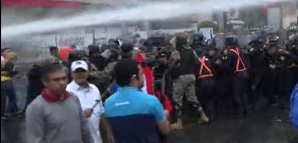 Antimotines accionaron ante desacato de taxistas | Noticias Paraguay