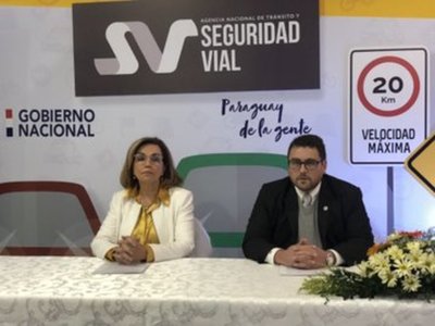 DINATRAN proyectan reducción de índices de accidentes en rutas - .::RADIO NACIONAL::.