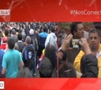 Taxistas se instalarán en carpas cerca de municipio capitalino - Paraguay.com