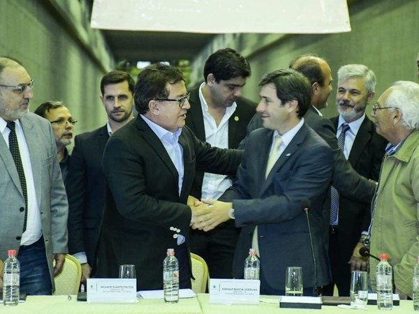 Ratifican adjudicación para Aña Cuá - Radio 1000 AM