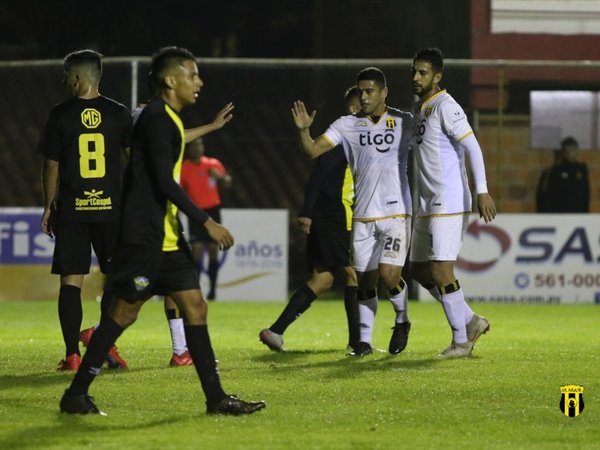 El campeón debuta con el pie derecho