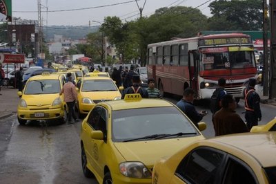 Taxistas anuncian nuevo enjambre amarillo para este miércoles