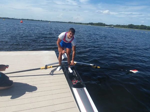 Javier Insfrán rema hoy por el mundial Sub 23