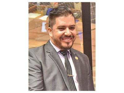 Oficializan pedidos de expulsión de Rivas y de Ulises Quintana