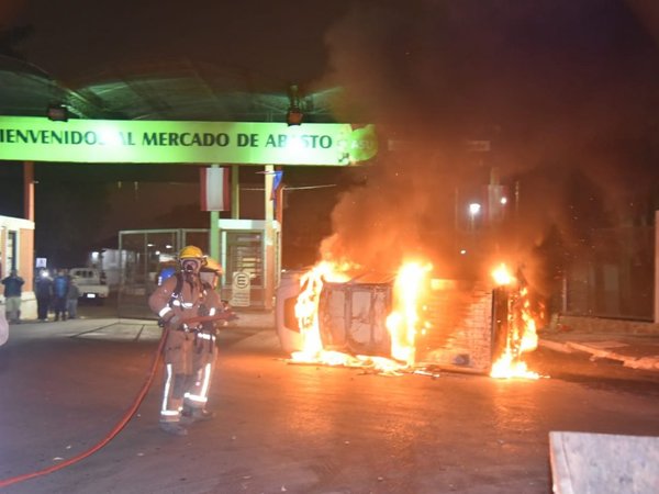 Con palos intentaron rescatar tomates incautados