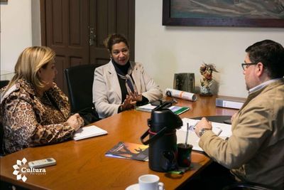 Cultura acompañará la Feria Internacional del Libro “Caaguazú Lee” | .::Agencia IP::.