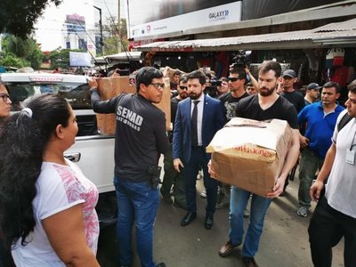 Desmantelan esquema de contrabando y evasión fiscal