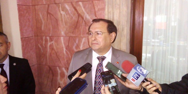 Renuncia el presidente de ANNP para asumir la banca de Riera por dos meses » Ñanduti
