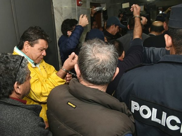 Otorgan prisión domiciliaria a Arístides Morales y dirigentes taxistas