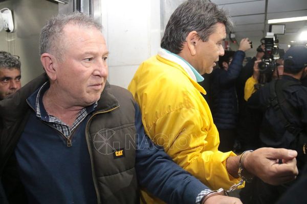 Arresto domiciliario para dirigentes del gremio de taxistas