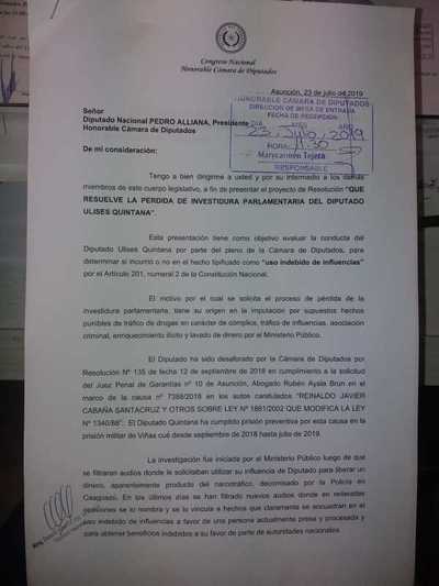 Ciudadanos Indignados respaldan a diputada Celeste Amarilla - .::RADIO NACIONAL::.