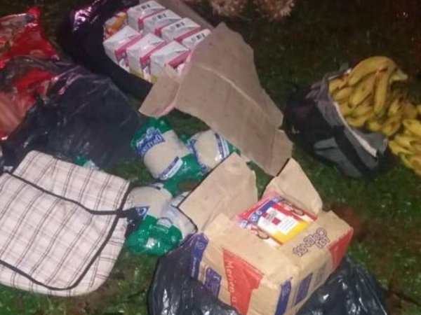 Cocinera de una escuela robó leche que era para alumnos