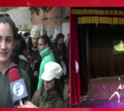 Bailarina paraguaya obtiene medalla de oro en Argentina - Paraguay.com