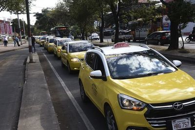 MUV y UBER: concejales ratifican necesidad de regular plataformas - Contacto Ciudadano - ABC Color