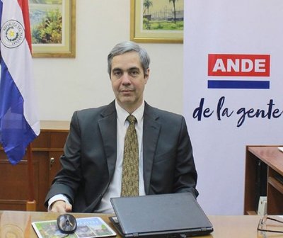 Pedro Ferreira renuncia a la ANDE
