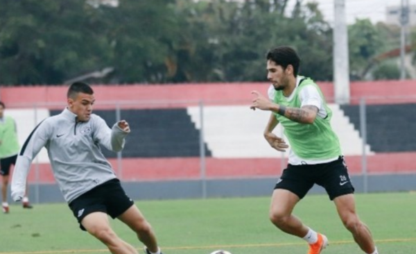 HOY / Agazapado y a la espera del tercer juego con Grêmio