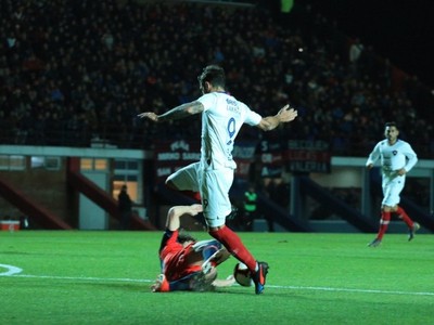 Cerro Porteño se trae un valioso empate de Argentina - Radio 1000 AM