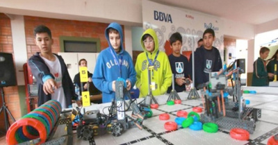 Arambé ya tiene su bachillerato internacional