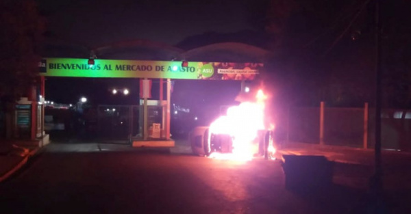 Turba metió fuego a camioneta de Senave