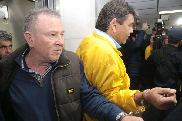 Ordenaron el arresto domiciliario para los ocho líderes taxistas